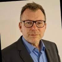 Roland Rucker's Instagram, Twitter & Facebook