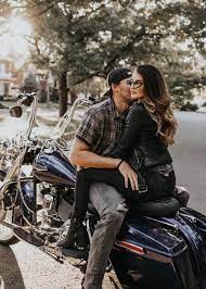 Pin By Lulu Ai On L V E R Biker Photoshoot Biker Couple Motorcycle Couple