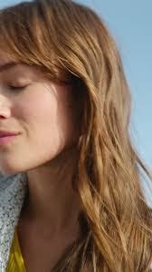 Janis Bauer's Instagram, Twitter & Facebook