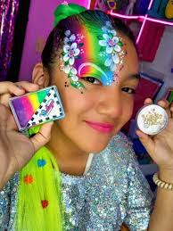 Pintacaritas de Bluey: Maquillaje Divertido para Niños