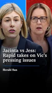 Thomas Sewell ambushes Jacinta Allan at press conference in Melbourne