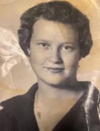 Evelyn Joyce's Instagram, Twitter & Facebook