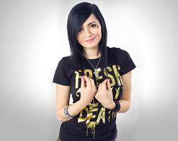 Ewelina lisowska to polska wokalistka, gitarzystka, kompozytorka i autorka tekstów. Wymiary Gwiazd Waga Biust Wzrost Wiek Ewelina Lisowska Wymiary