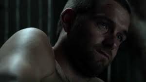 Le passé de jason hood resurgit à banshee et lucas doit agir pour sauver la vie du jeune homme. Banshee Season 2 Episode 1 Clip Lucas Has Flashbacks Of Rabbit Youtube