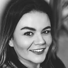 Carly Matthews's Instagram, Twitter & Facebook