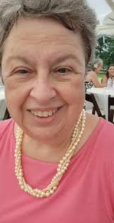 Introduction to Chatty and her mitten kittens