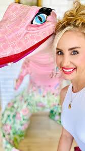 Danielle Nester Faulk (@daniellenesterfaulkart) • Instagram photos and  videos