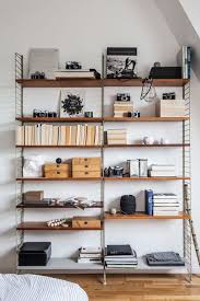 Interieurinspiratie Uit Berlijn Berlin Books Books Aesthetic Books To Read Bookshelf Deco Homes Planete Sur Vue Wo In 2020 Interior Living Room Styles Home