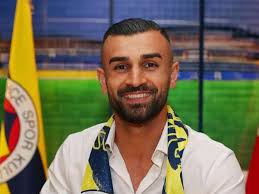 Fenerbahçe haberleri kategorisinden 2021 son dakika fenerbahçe transfer haberleri, fb güncel spor gelişmeleri, fenerbahçe spor kulübü futbol. Serdar Dursun Wechselt Von Darmstadt 98 Zum Ozil Klub Fenerbahce Istanbul Fussball