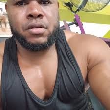 Hola a todos desde Miami, a solo15 días de ir a cuba 🇨🇺 por segunda vez  espero conocer más amistades 🇨🇺 🏖️🥃✌🏻