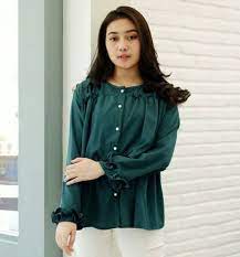 Bajuwanita #bajuatasanwanita #modelbaju model baju modern atasan wanita remaja terbaru hai kamu yang sedang mencari. 15 Model Baju Atasan Wanita Modis 2020