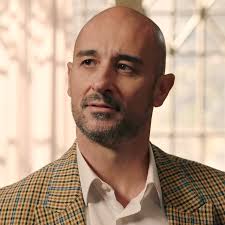 La tentadora oferta de Jesús a Luis: la oportunidad de recuperar sus  tierras a cambio de la fórmula secreta