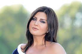 Sibel can en iyi şarkılar mix 2021 sibel can tüm albüm 2021 full hd. Sibel Can Visit Belek