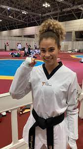 In 2017, she won one of the bronze medals in the women's finweight event at the 2017 w. D Dud3 Rsg3xbm