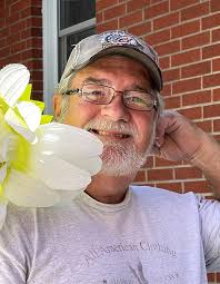 Ronald Rupe's Instagram, Twitter & Facebook