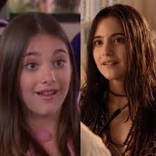 Lizzie Shepherd's Instagram, Twitter & Facebook