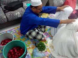 Utang piutang adalah memberikan sesuatu kepada seseorang dengan perjanjian bahwa dia akan mengembalikan sesuatu yang diterimanya dalam jangka waktu yang disepakati. Rawatan Islam Muallij Sungai Petani March 2016