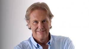 Cuando por la puerta giratoria sale lo bueno y entra lo incalificable es probable que el molinete lo este manejando el enemigo. Gonzalo Bonadeo Prometio Contar Su Parte De La Historia Tras La Denuncia De Su Ex