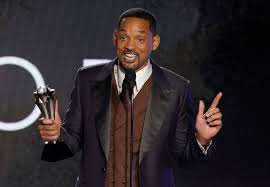 Will Smith Wins At Critics' Choice Awards 2022, Thanks Venus & Serena  Williams For Inspiring 'Everyone Around The World': Photo 4722178 | 2022  Critics Choice Awards, Critics' Choice Awards, Jada Pinkett Smith,