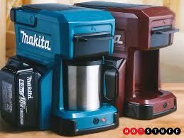 However, you should replace the power wire if it does not work in other sockets too. Makita S Coffee Maker Lets You Get A Caffeine Fix Between Diy Jobs Stuff