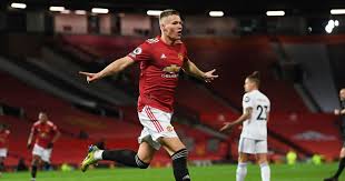 Jun 16, 2021 · former manchester united defender gary neville is confident that old trafford will be able to welcome a full capacity of fans for the premier league opener against leeds united. Match Report Manchester United 6 Vs Leeds United 2 Birdiefootball