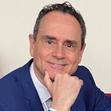 Marta Summers's Instagram, Twitter & Facebook