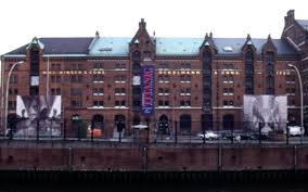 Very beautiful and well mounted. Titanic Museum In Hamburg Titanic Museum House Styles Favorite Places