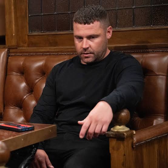 Emmerdale's Danny Miller declares love in 'overwhelming' family update -  Manchester Evening News