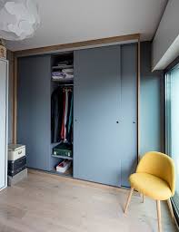 Maybe you would like to learn more about one of these? Placard Avec Portes Coulissantes Bleues Sans Profiles Aluminium