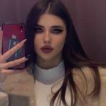 Lisa Gallus's Instagram, Twitter & Facebook