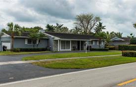 Beyaz eşyalı ve de tüm tadilatları yapılmış şekilde satmaktayız. Amerika Birlesik Devletleri Nde Satilik Evler Villalar Yazlik Evleri Amerika Birlesik Devletleri Nde Evler Villalar Yazlik Evleri Satin Al Tranio