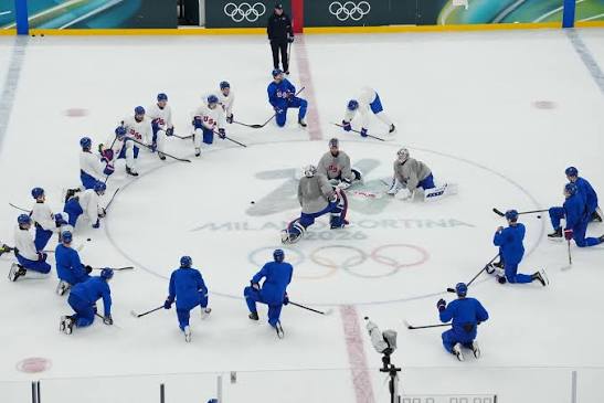 NHL players arrive in Milan, returning to the Winter Olympics after a  12-year absence. https://www.kolotv.com/2026 /02/09/nhl-players-arrive-milan-returning-winter-olympics -after-12-year-absence/