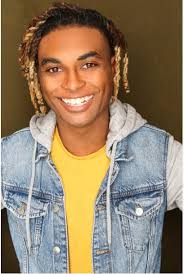 What Should You Avoid In Headshots?