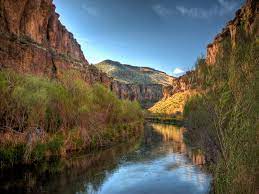 There are some beautiful national and state parks here that help you get outside in uncrowded and impressive environments to soothe you physically, mentally, and spiritually. List Of Parks In Idaho
