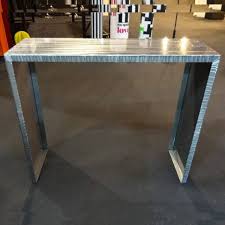 Il ne tient qu'à vous de choisir les articles de vos rêves. Console Design En Metal Meuble Metal Made In France