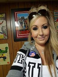 Marie Warnick's Instagram, Twitter & Facebook