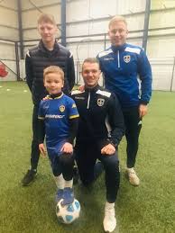 The cheapest way to get from leeds to rof thorp arch costs only £2, and the quickest way takes just 26 mins. 6 Year Old Hugo Selected For Leeds United Development Scheme Guiseley Afc