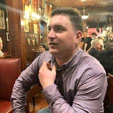 Peter Fairfield's Instagram, Twitter & Facebook