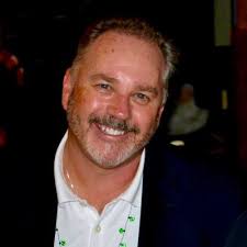 Tom Hall ☘️ (@Staff_Commodore)