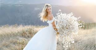 Check spelling or type a new query. Die Schonsten Brautkleider Fur Unter 200 Euro