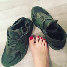 600 x 600 jpeg 28 кб. Fetish Model Earns Over 100 000 A Year Selling Her Used Socks And Shoes To Fans Elite Readers