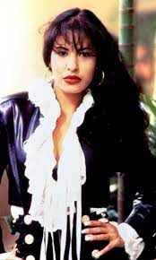 Selena quintanilla's style and beauty influenced an entire generation of latinos. Ideas De Disfraces Al Estilo Selena Quintanilla Photo 1
