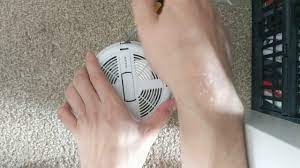 This diy fix guide will show you how to fix a smoke detector that is beeping, chirping, or has it will scare you and wake you up. How To Open And Close The Deta 1151 Smoke Alarm Youtube