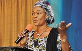 Remi tinubu who recently celebrated her 60th birthday, added that it was when she became the first lady of lagos at a young age she knew she had to seek god's guidance to handle the responsibilities. P Spmxnqlupfum