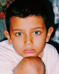 Ο ηρακλής τσουζίνοβ, κέρδισε το χρηματικό έπαθλο των 50.000 ευρώ, ένα ρολόι και κοσμήματα συνολικής αξίας €20.000, ένα αυτοκίνητο και φυσικά, ένα διετές συμβόλαιο, με έναν εκ των κορυφαίων. Gntm 3 Hraklhs Htan To Pio Omorfo Mwro Poy Exete Dei Star Gr