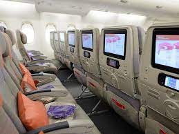 Or call our experienced travel agents to know more about emirates airlines deals. Emirates Sitzabstand Mit Vielen Tipps Fur Passagiere Die Man Nutzen Kann