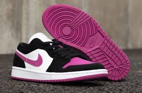 Jordan 1 Low White Lucky Green Black Pin On Dr Wongs Emporium Of Tings