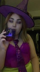 bethany dahl (@browneyeddisaster)