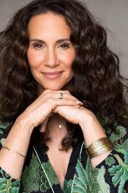 Veronica Boyle's Instagram, Twitter & Facebook