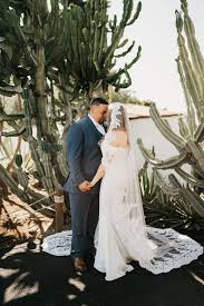 This Mission San Luis Rey Wedding Felt Like A Mexican Destination Wedding Right In Oceanside Ca Junebug Weddings Wedding Advice Wedding Wedding Tips